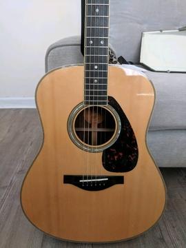 Yamaha LL16 ARE acoustic guitar