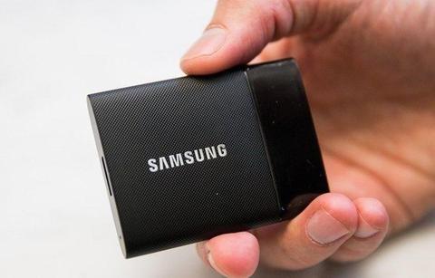 Samsung T1 Portable External 1TB SSD USB 3.0 MU-PS1T0B Solid State Drive