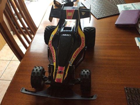 Remote control car for spares or repair Nikko Thunderbolt good condition £10 only