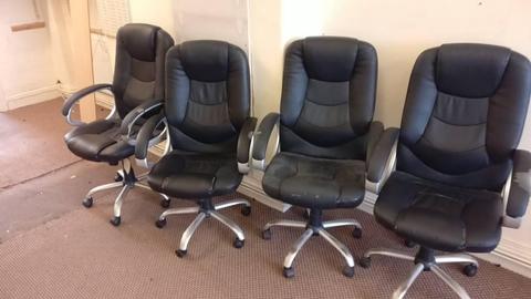 6 x office chairs