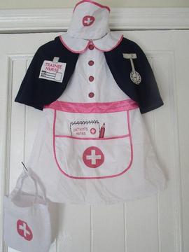 Nurses Costume - age 3-5 years