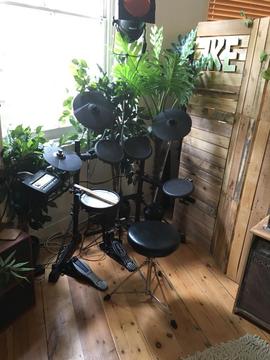 Roland TD-3 V drums electric drum kit with mesh snare