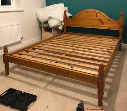 Free pine double bed