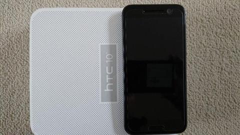 For sale HTC 10 - used - Very good condition + accessories