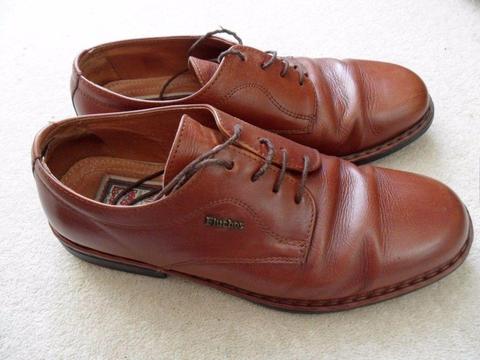 MEN'S SHOES, BROWN LEATHER, FLUCHOS SIZE 7 (41). VERY GOOD CONDITION