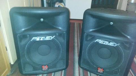 2 peavey speakers each max power 1600w peak ready to use