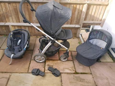 Sola mamas and pappas travel system