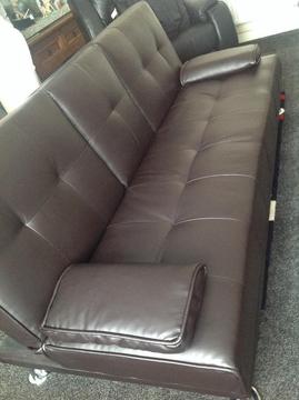 Manhattan brown sofa bed in very good condition 6 ft wide