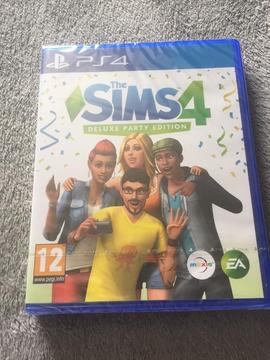 Sims 4 Deluxe party edition - PS4 Brand new