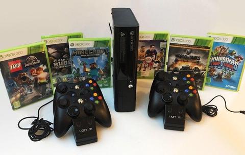 XBOX 360 CONSOLES 4GB+EXTRA HARD DRIVE 320GB+ 4CONTROLLERS+2 TWIN CHARGING STATIONS + 6 GAMES
