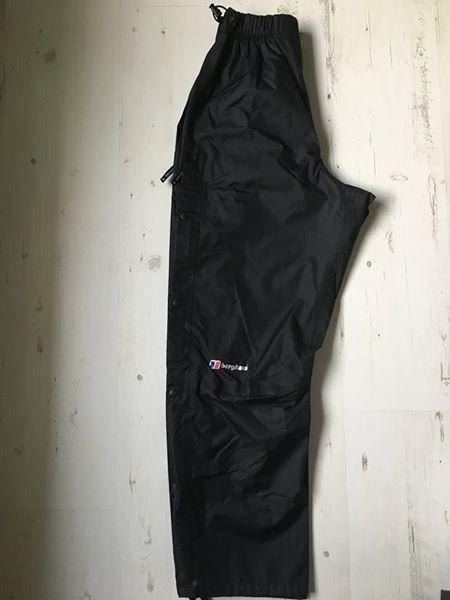 Women's Berghaus Deluge Overtrousers / Rain Trousers Size Small with 29