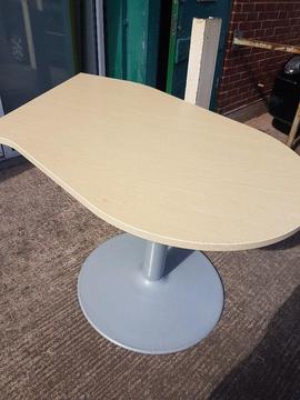 Quality Light oak effect desk extension with centre leg