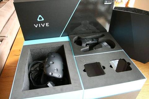 HTC vive vr *virtual reality* oculus rift