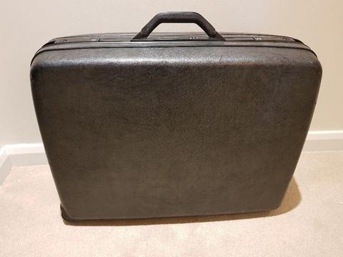 Samsonite hard shell suitcase