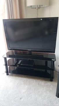 Samsung LCD TV, DVD player & TV stand