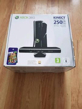 Xbox 360 with Kinect + 9 games