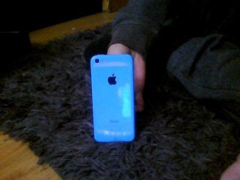 iphone 5c sell for 20 or swap for a ps4 game