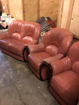 Free Pink Leather Italian Suite