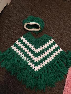 St Patrick’s day poncho and beret 1-3