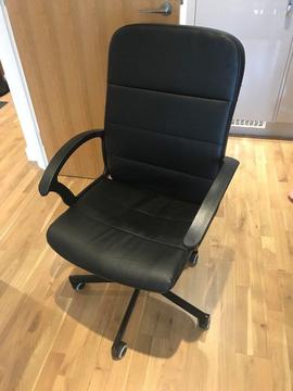 Office chair, perfect condition! No scratches!