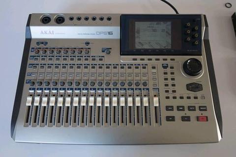 Akai DPS 16 multitrack recorder + digital mixer