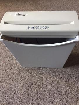 Paper shredder