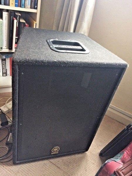 Pair of Yamaha AX15 European Series Speaker (only one pictured)