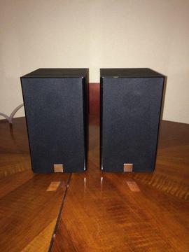Dali Zensor 1 speakers Pair with cable