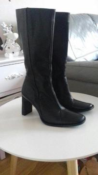 leather boots- used