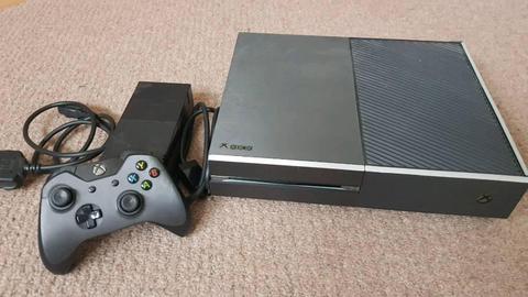Xbox One - Black - 1Tb