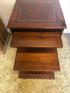 Antique mahogany small period writing desk with leather inlay