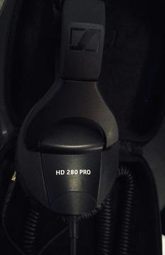 Sennheiser HD280 Pro DJ Monitoring Headphones