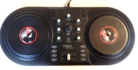 ION Discover DJ USB Controller with Box