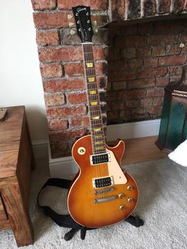 Gibson Les Paul 1960 Classic Electric Guitar (2005) in Honeyburst