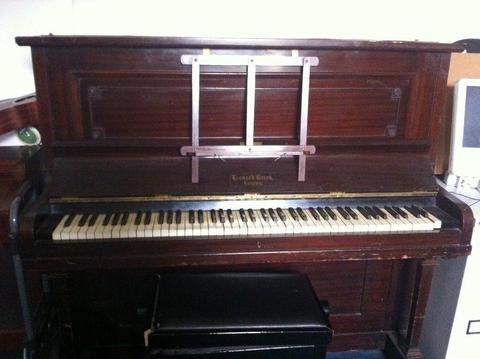 1920s Piano to go FREE