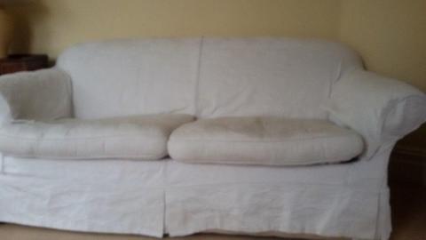 2.5 Seater Sofa. Loose cover. Bespoke made