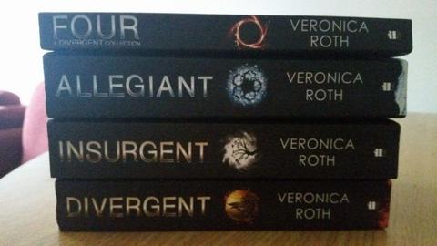 Set of Divergent series (4) books, Divergent, Insurgent, Allegiant & Four