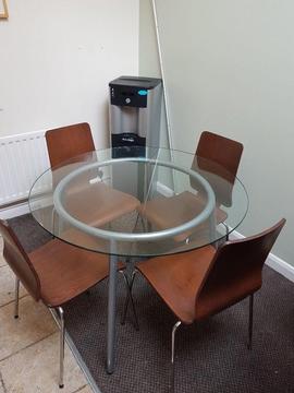 Round glass kitchen dining table H72xW102 used