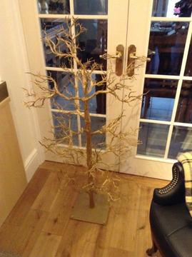 Gold plastic twiggy tree FREE