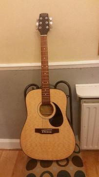 Tanglewood electro/accoustic guitar TW300. Cost £399. HAND GRAFTED GUITAR FULL SIZE