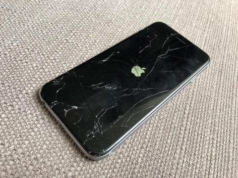 Apple iPhone 6 with Cracked Screen but otherwise good condition