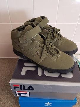 Fila trainers size 9 practically new