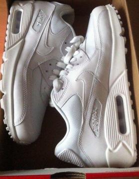 Nike Air Max 90 White (Size 7) - 55