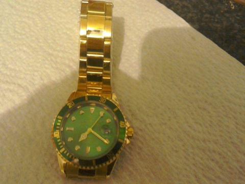 Here for sale is a good wrist watch Swiss Rolex nice watch