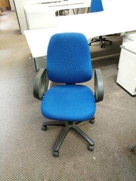 18x Blue adjustable office chairs - Used condition- Various styles £1 each