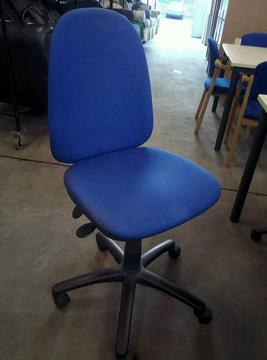 Blue swivel chairs £10 each