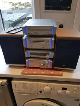 Technics stereo minidisc player tuner amp CD player SC-HD505MD
