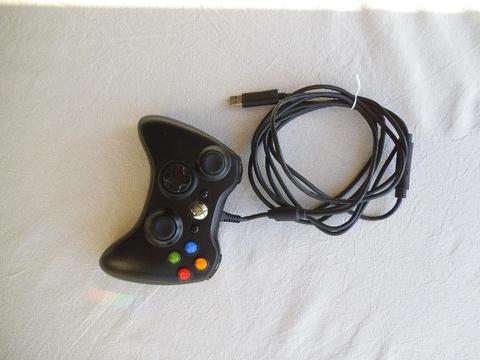 Xbox 360 / PC controller - black, wired