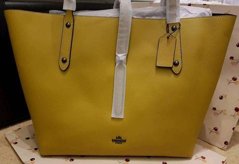 Coach New York Market Tote in Flax