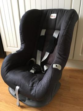 Britax Eclipse 9-18kg car seat + seat protector